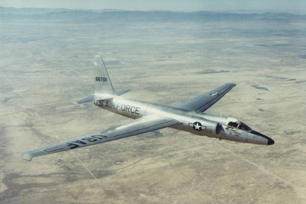 Picture of a U2 flying high over desert terrain